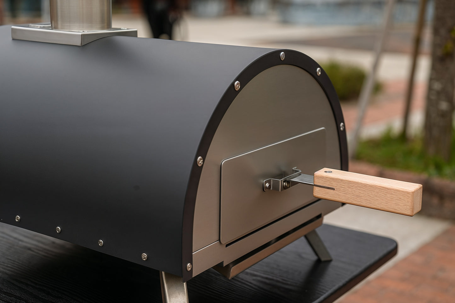 Four à pizza portable Bois et Gaz – Utilisation en jardin et camping